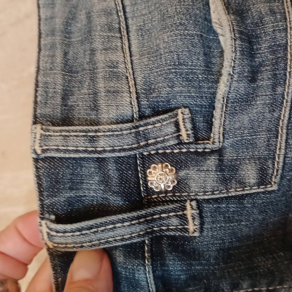 White House Black Market Jean Skirt - Picture 5 of 8